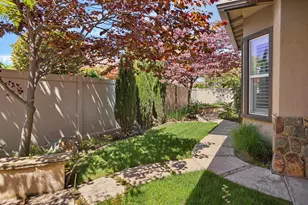 2439 Appleleaf Ln, Manteca, CA 95336 - Photo 46