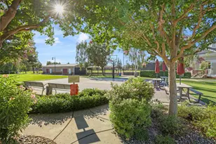 2439 Appleleaf Ln, Manteca, CA 95336 - Photo 52