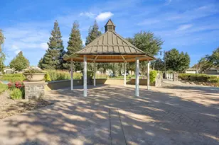 2439 Appleleaf Ln, Manteca, CA 95336 - Photo 54