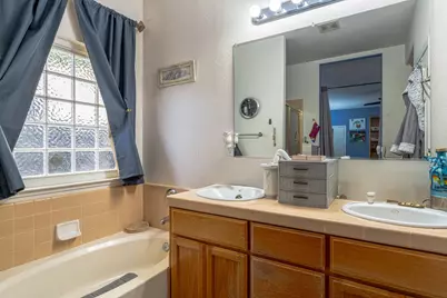 994 Colmore Court, Galt, CA 95632 - Photo 18