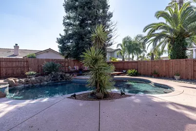 994 Colmore Court, Galt, CA 95632 - Photo 16