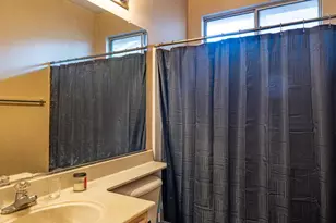 994 Colmore Ct, Galt, CA 95632 - Photo 8