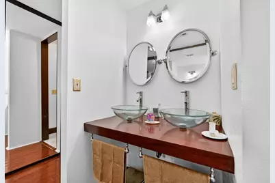 1055 Commons Drive, Sacramento, CA 95825 - Photo 26