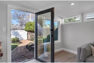 2059 Country Club Boulevard, Stockton, CA 95204 - Photo 34