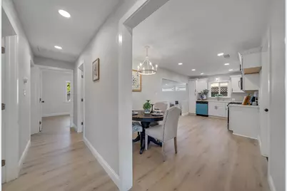 2059 Country Club Boulevard, Stockton, CA 95204 - Photo 18