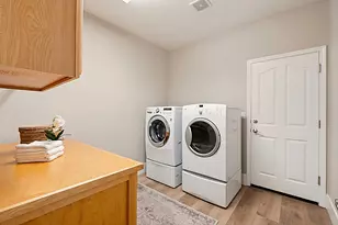 1534 Heredia Dr, Roseville, CA 95747 - Photo 44