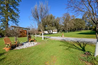 7162 Amoloc, Lotus, CA 95651 - Photo 4