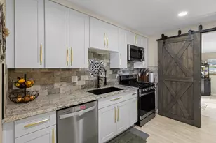 4243 Glenridge Dr, Carmichael, CA 95608 - Photo 10