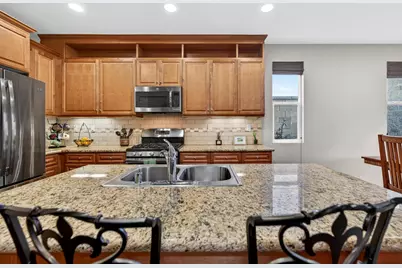 9763 Dartwell Way, Sacramento, CA 95829 - Photo 32