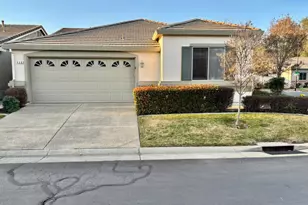 448 Gem Smith Pl, Folsom, CA 95630 - Photo 2