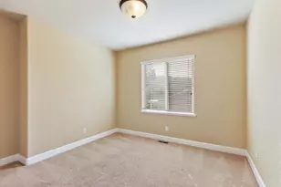 5950 Tanus Cir, Rocklin, CA 95677 - Photo 46