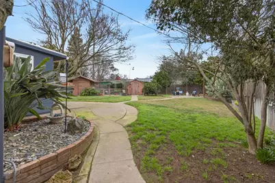 2373 Carlsbad Avenue, Sacramento, CA 95821 - Photo 40
