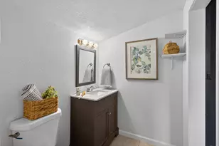 2373 Carlsbad Ave, Sacramento, CA 95821 - Photo 36