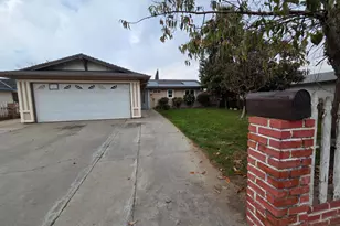 807 Olds Ave, Livingston, CA 95334 - Photo 2