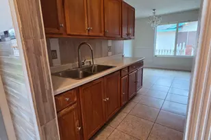 807 Olds Ave, Livingston, CA 95334 - Photo 6