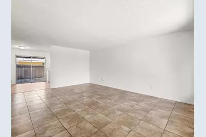 3725 N Fruit Avenue #B, Fresno, CA 93705 - Photo 6