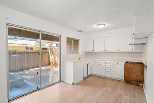 3725 N Fruit Ave, Fresno, CA 93705 - Photo 10