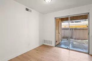 3725 N Fruit Ave, Fresno, CA 93705 - Photo 14