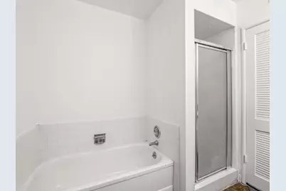 3725 N Fruit Avenue #B, Fresno, CA 93705 - Photo 18