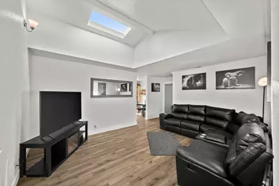 4400 79th Street, Sacramento, CA 95820 - Photo 6