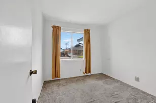 2113 Yorkshire Rd, Sacramento, CA 95815 - Photo 28