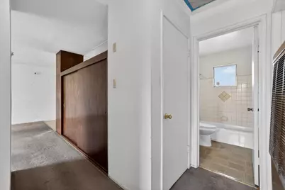 2113 Yorkshire Road, Sacramento, CA 95815 - Photo 24