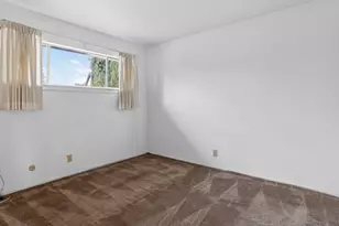 2113 Yorkshire Rd, Sacramento, CA 95815 - Photo 26