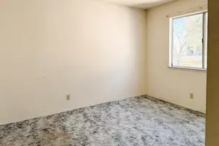 8252 8252 Center Pkwy, Sacramento, CA 95823 - Photo 18