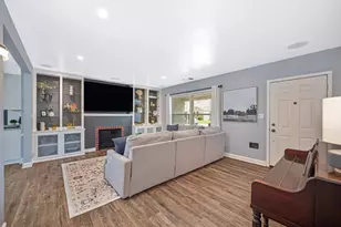 3422 David Way, Sacramento, CA 95820 - Photo 10