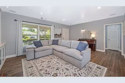 3422 David Way, Sacramento, CA 95820 - Photo 8