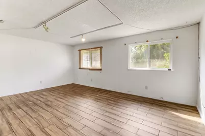 4028 Bairnsdale Way, Sacramento, CA 95826 - Photo 10