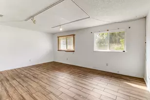 4028 Bairnsdale Way, Sacramento, CA 95826 - Photo 10