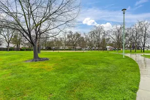 9512 Hutton Dr, Elk Grove, CA 95758 - Photo 82