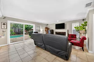 9512 Hutton Dr, Elk Grove, CA 95758 - Photo 34