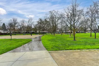 9512 Hutton Drive, Elk Grove, CA 95758 - Photo 76