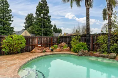 9512 Hutton Drive, Elk Grove, CA 95758 - Photo 70