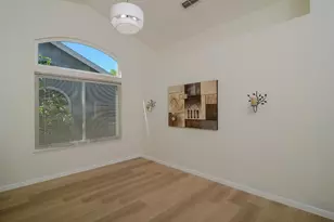 5722 Laguna Quail Way, Elk Grove, CA 95758 - Photo 12