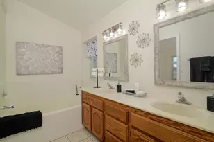 5722 Laguna Quail Way, Elk Grove, CA 95758 - Photo 24