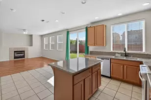 8788 Tiogawoods Dr, Sacramento, CA 95828 - Photo 18