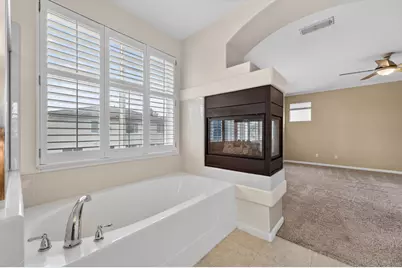 9431 Havenview Way, Elk Grove, CA 95624 - Photo 44