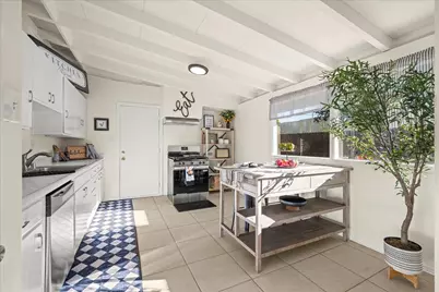 1020 Cummins Way, West Sacramento, CA 95605 - Photo 8