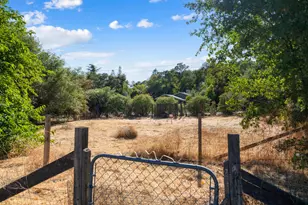 209 Channel Hill Rd, Auburn, CA 95603 - Photo 36