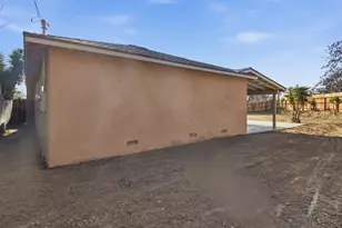 1463 W 25th St, Merced, CA 95340 - Photo 20