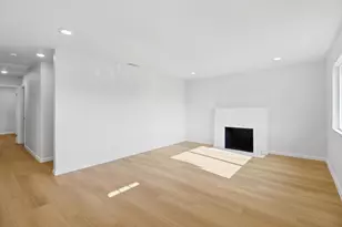 1463 W 25th St, Merced, CA 95340 - Photo 8