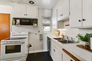 8788 Elm Ave, Orangevale, CA 95662 - Photo 18