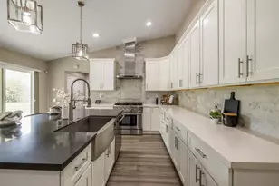 1405 Las Salinas Way, Sacramento, CA 95864 - Photo 12