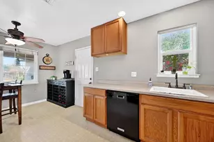 4952 Oleander Dr, Carmichael, CA 95608 - Photo 14