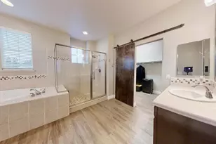 9573 Spring River Way, Elk Grove, CA 95624 - Photo 40