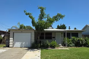 841 Fairway Dr, West Sacramento, CA 95605 - Photo 1