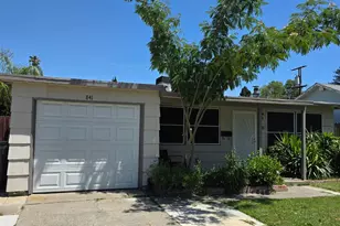 841 Fairway Dr, West Sacramento, CA 95605 - Photo 2